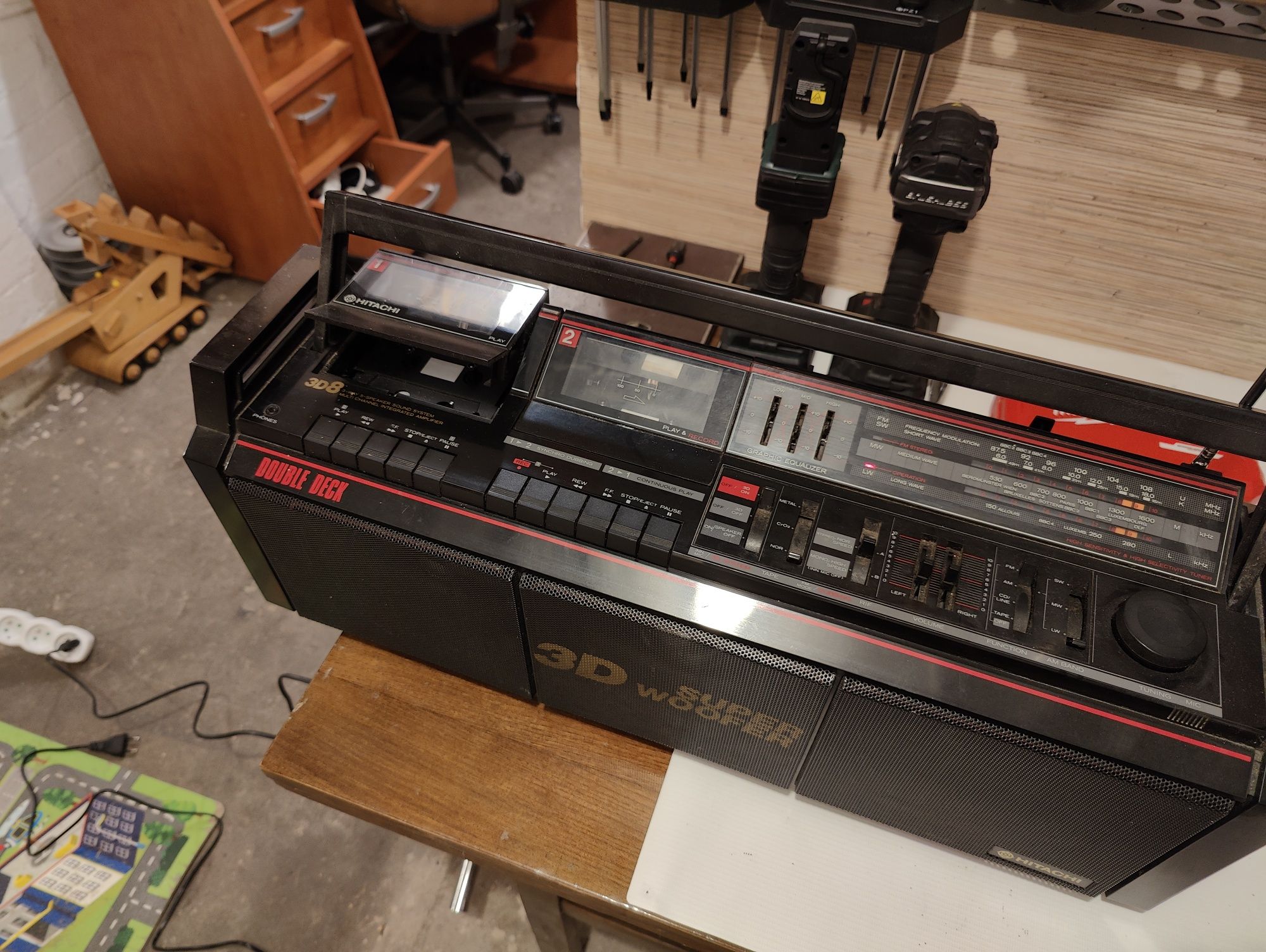 Hitachi super woofer 3D radiomagnetofon Sprawny