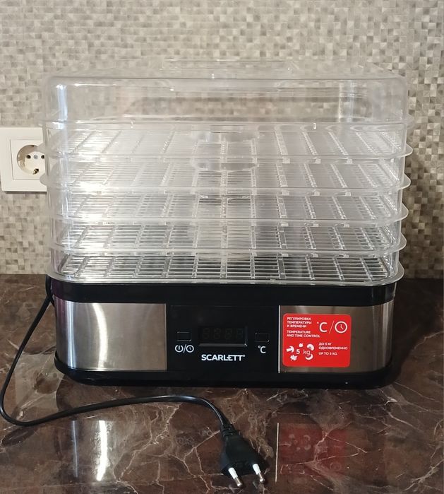 Сушарка для овочів і фруктів Scarlett SC-FD421T19