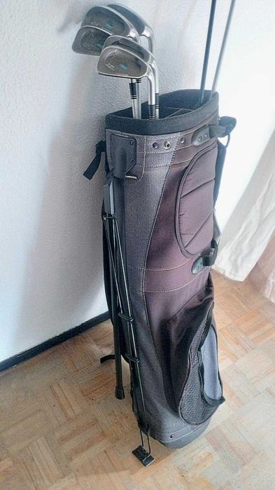 Saco de Golfe (NIKE) + 7 Tacos ( 2 Madeira + 5 Ferros ) - Vantage