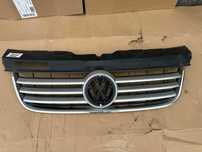 Volkswagen T5 Multivan 03- Grill Atrapa przednia/przód 7H5