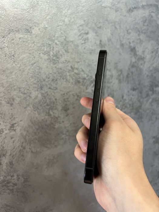 Б/у Iphone 16 Pro 512 Black Titanium 29ц заряду
