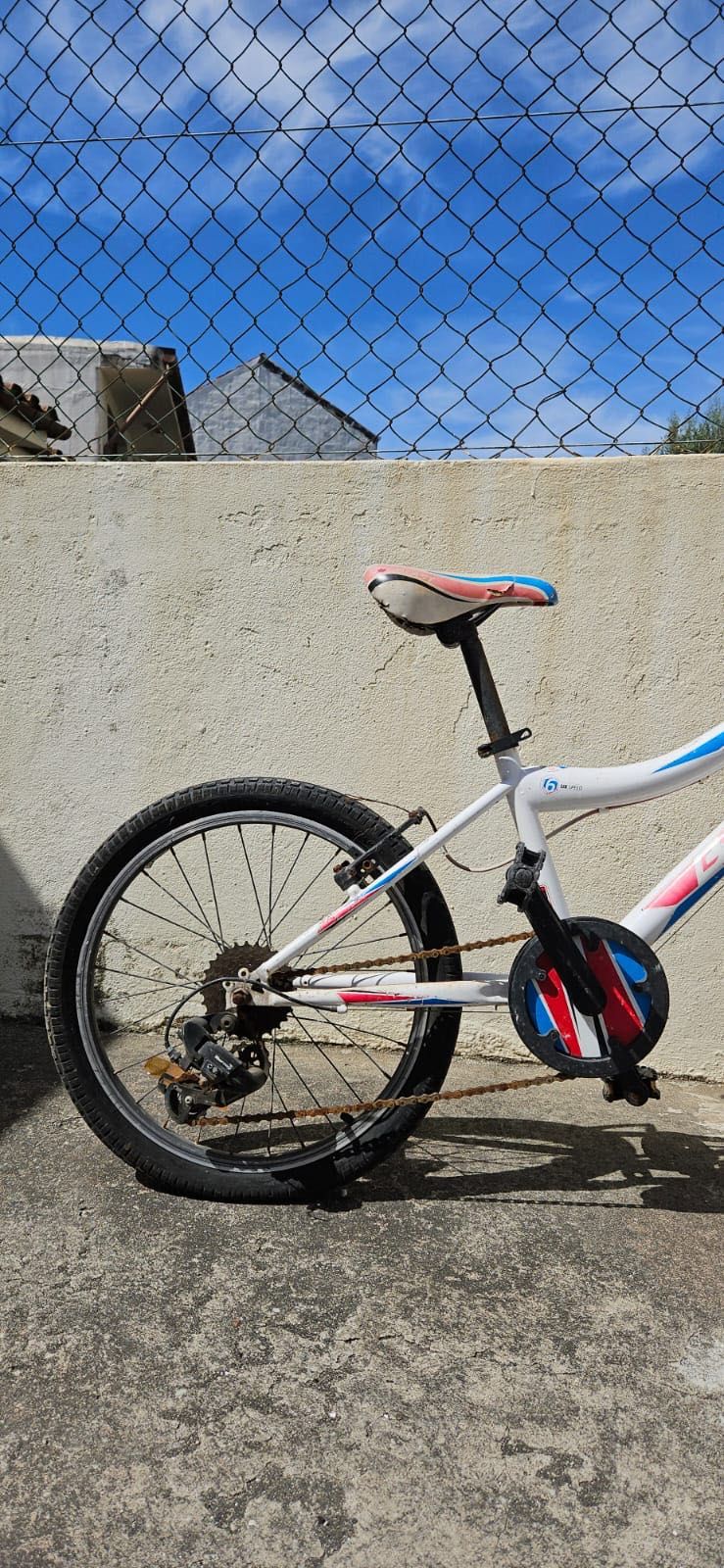 Bicicleta de criança
