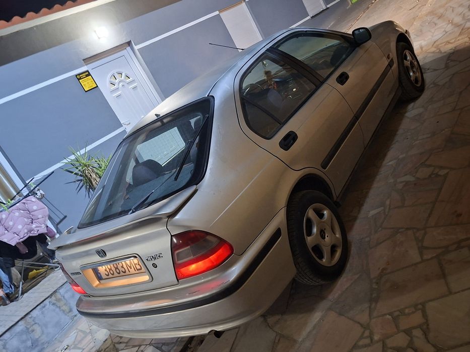 Honda civic 1.4i
