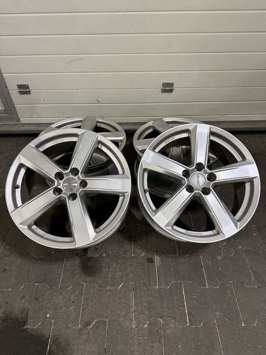 Felgi aluminiowe Dezent 18” TU silver 7.5x18 5x108 ET49