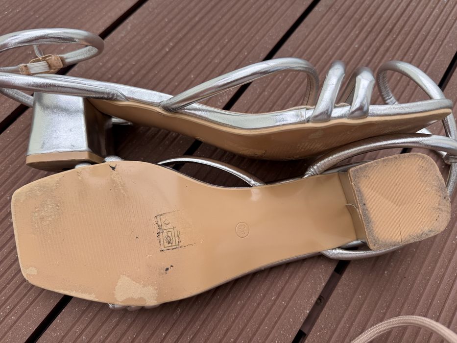 Sandały damskie CINK ME – srebrne, rozmiar 43, obcas 6,5 cm