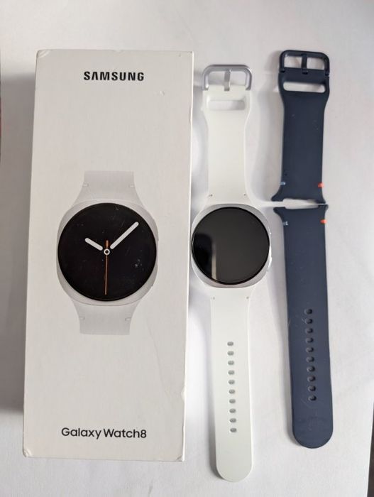 Samsung Galaxy Watch 8 40 mm. LTE plus dwa gratisy jak nowy