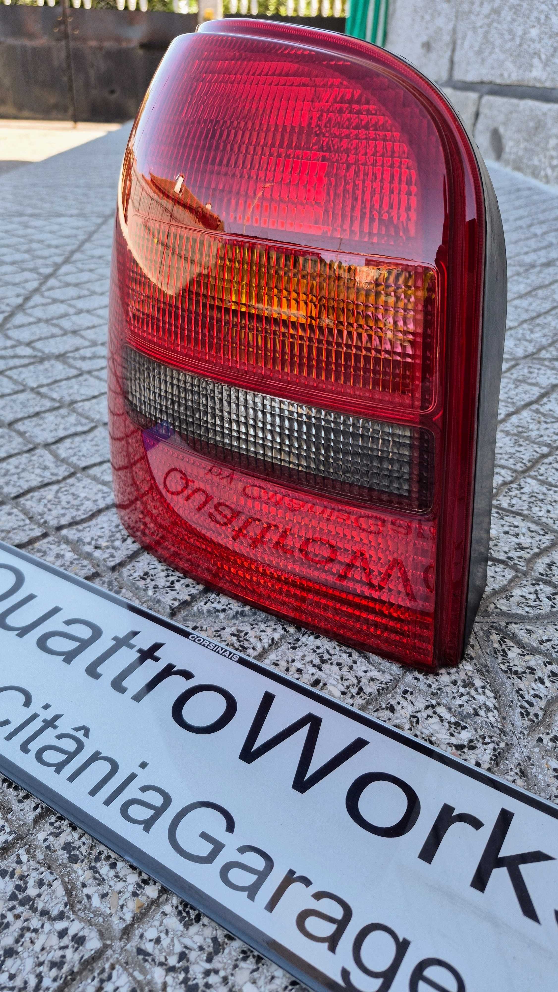 AUDI A4 B5 (8D)-Stop/Farolim Avant Esquerdo COMO NOVO 1996 até 2001