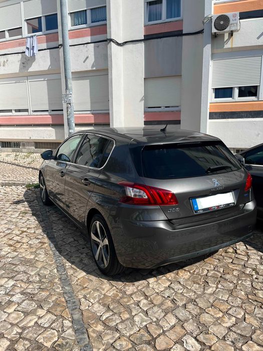 Peugeot 308 PureTech 130 EAT8 Allure Pack