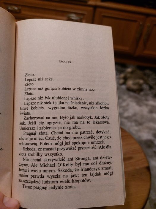 A jednak ślub Suzanne Simms