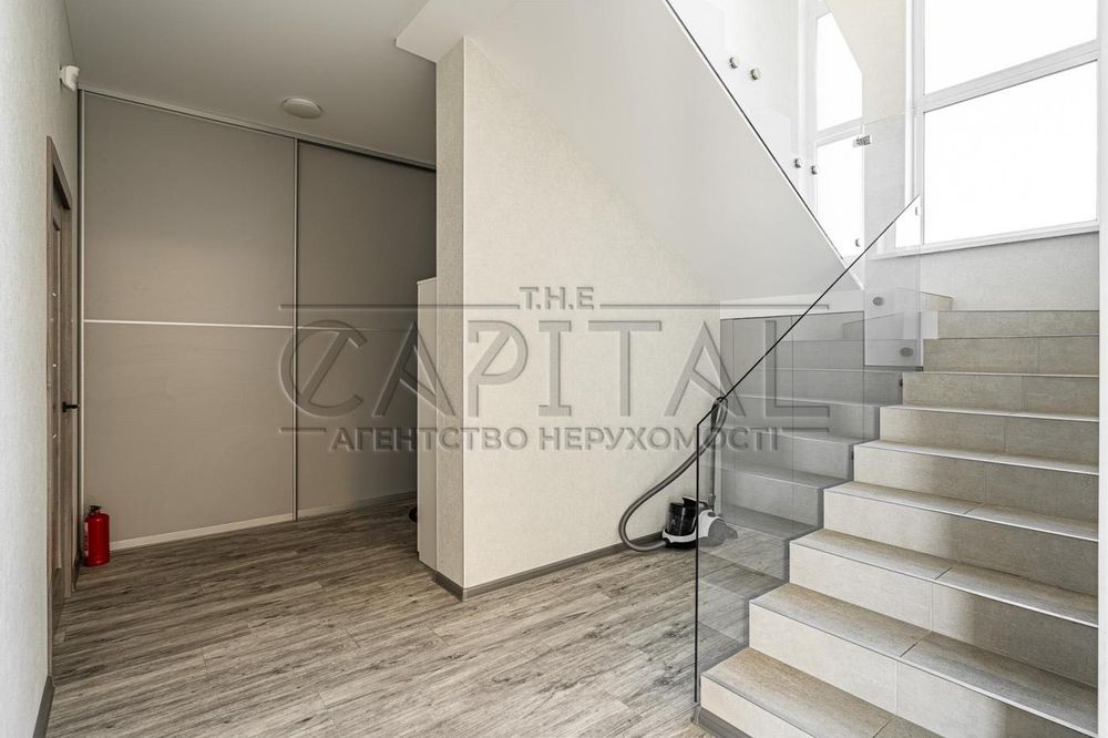 Продаж Будинку з Ремонтом, в 5 хв від Києва, Гатне