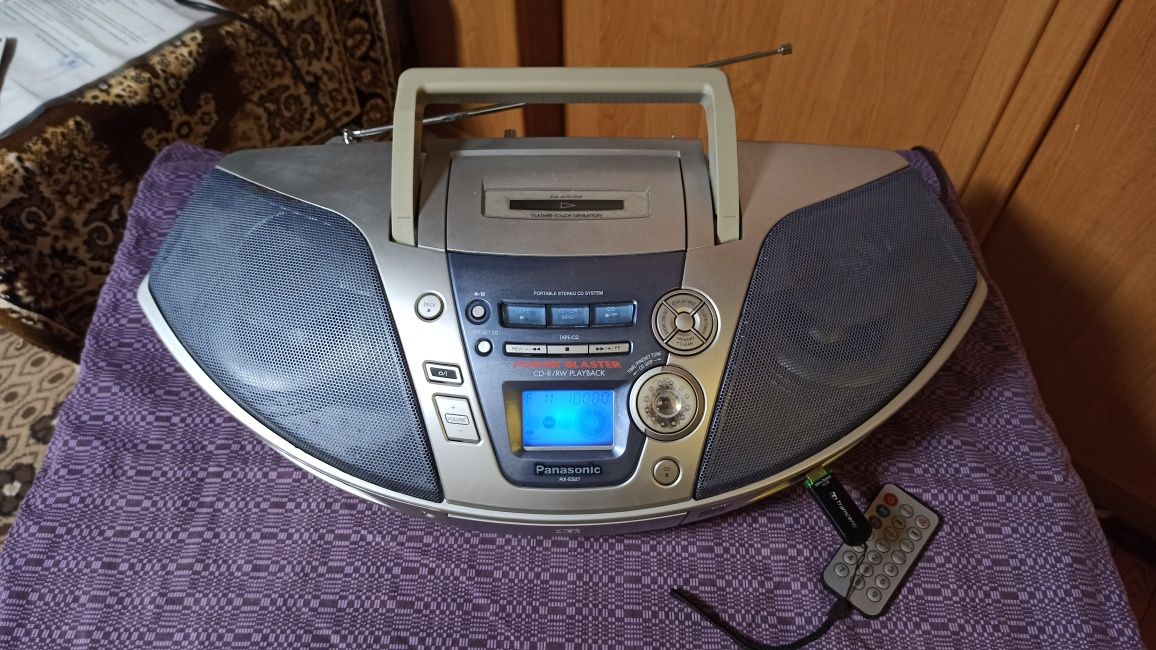 Panasonic Bluetooth/usb-mp-3
