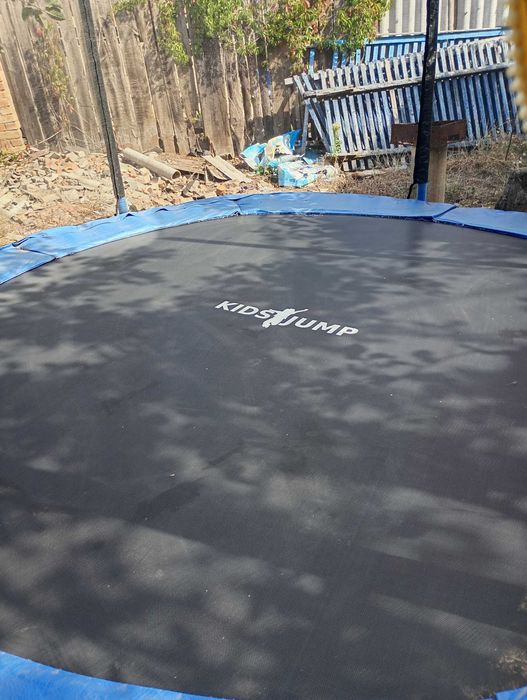 Продам великий батут