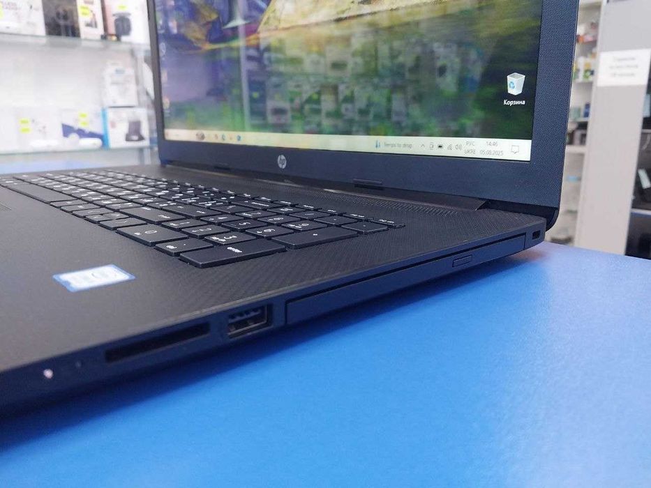 Ноутбук HP17-by1033dx (i5-чотириядерний)потужний,гарний стан,гарантія!