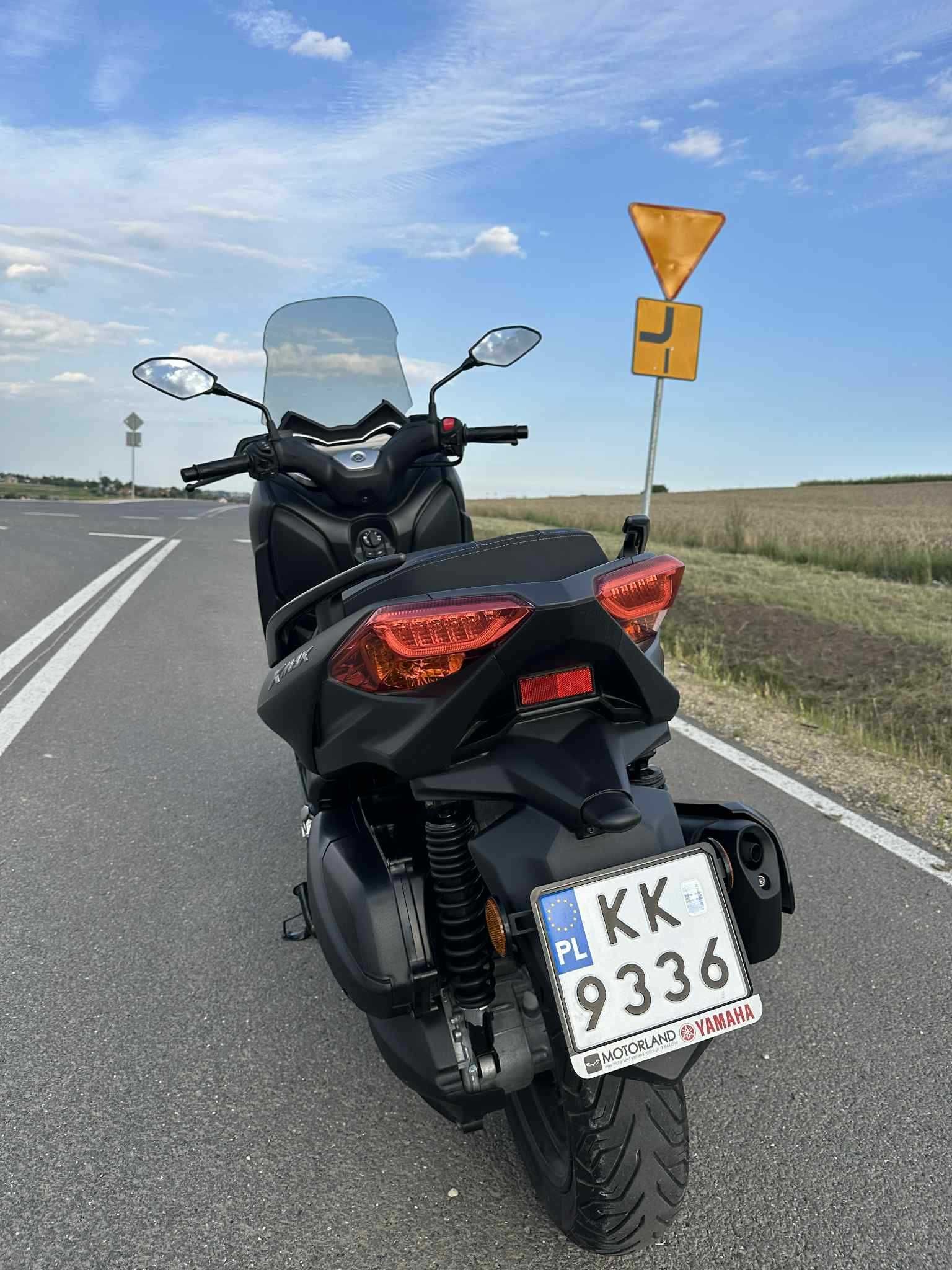 YAMAHA X-MAX 300 Salon Polska stan idealny, przebieg 7000 km