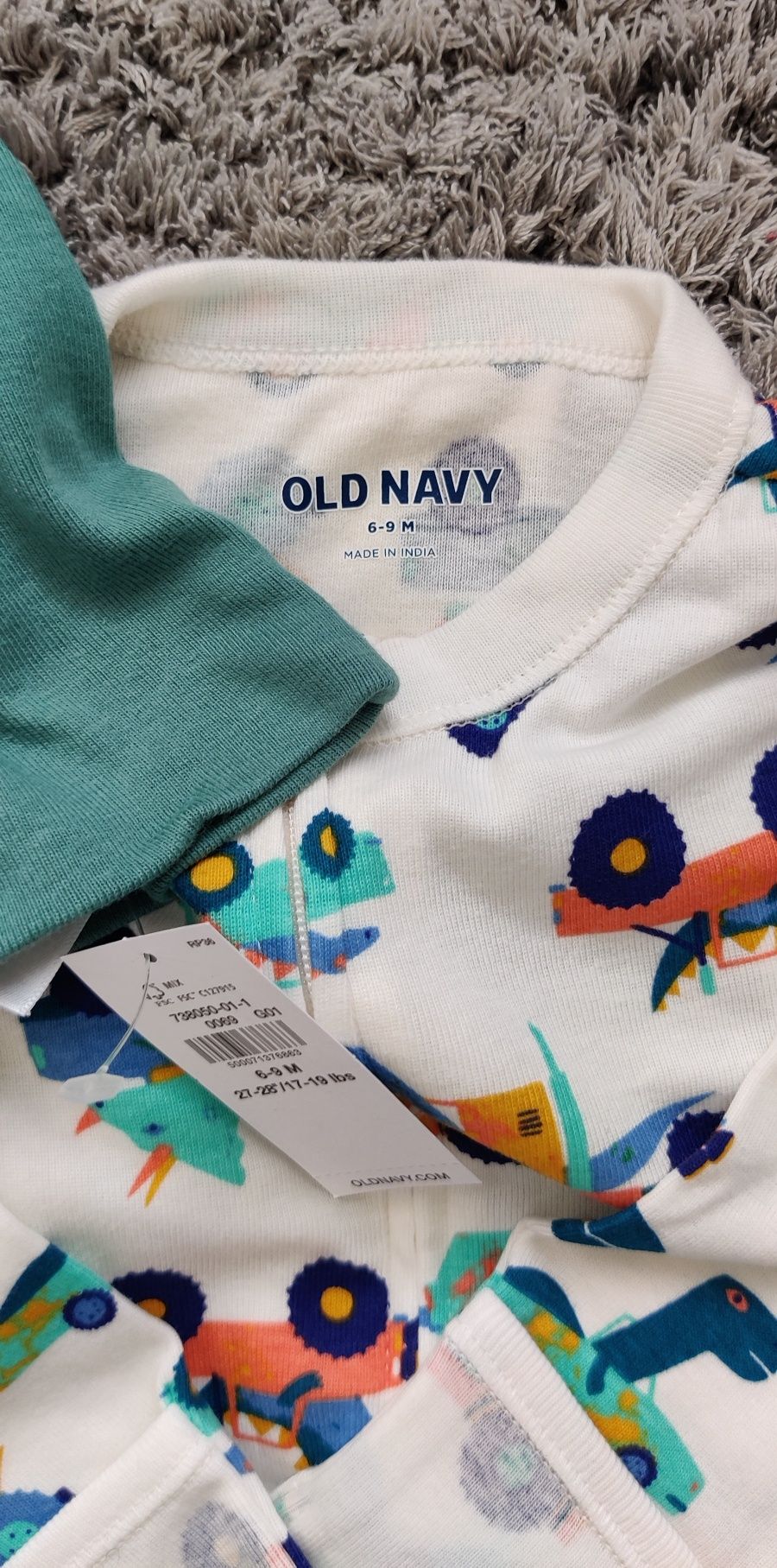 Комплект 5в 1 Old Navy 6-9