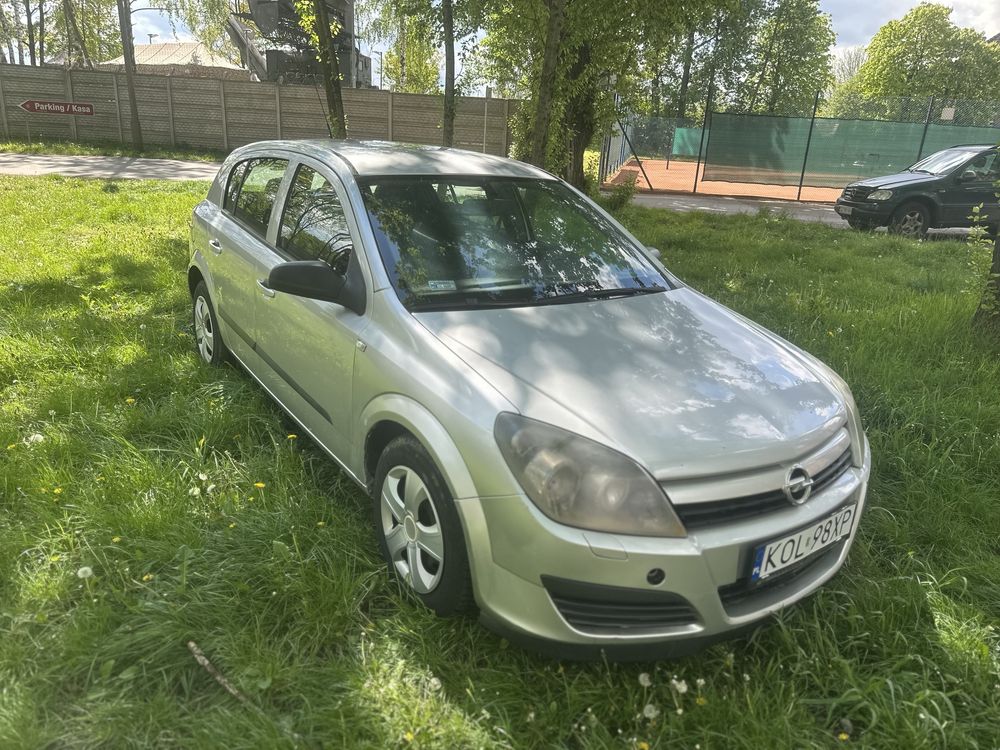 Opel Astra 1,7 diesel . Klimatyzacja