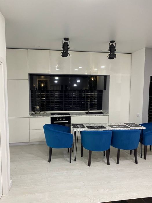 Сдам видовую 3-комнатную квартиру в премиальном ЖК «Новодворянский»