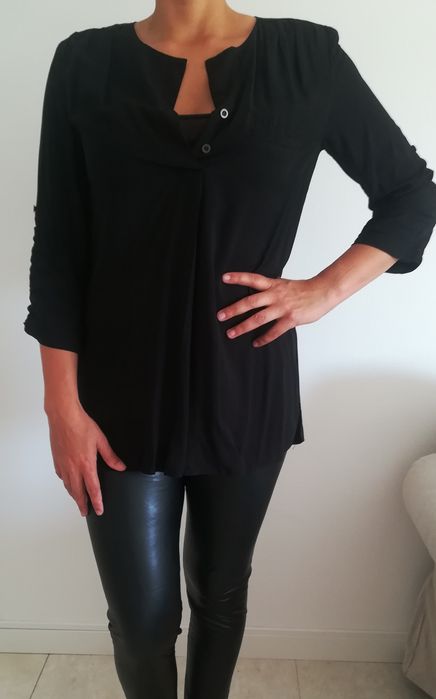 Blusa preta  (nova) - 38