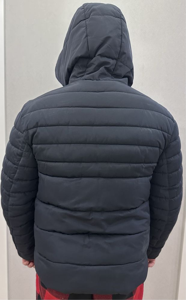 Чоловіча зимова куртка Zara
