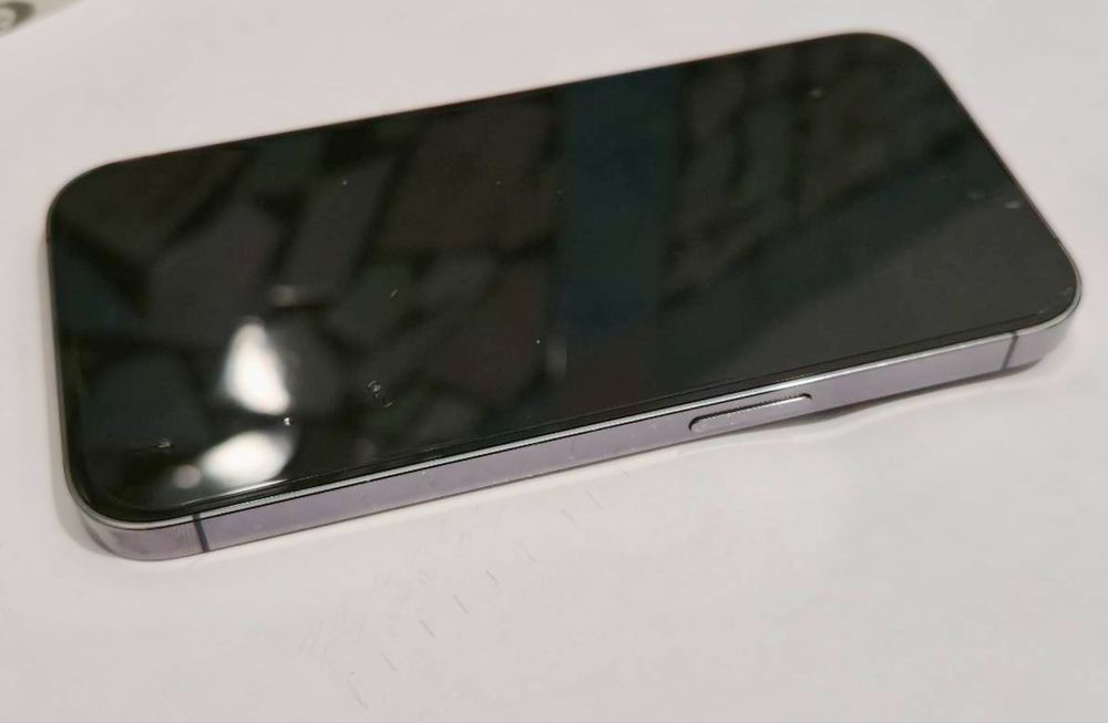 Iphone 14 pro (128gb)