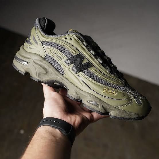 Кросівки New Balance 1000