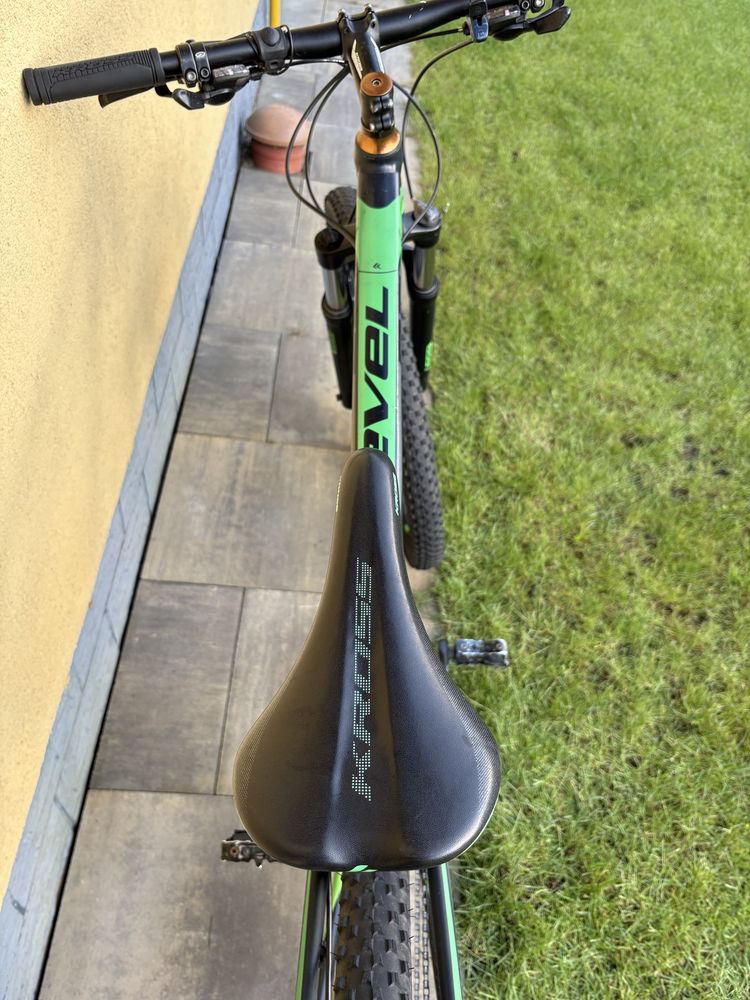 Rower MTB Kross level R3