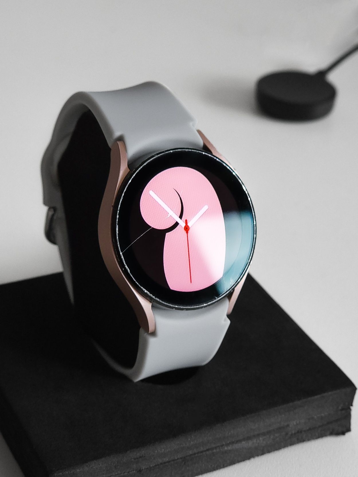 Смарт-годинник Samsung Galaxy Watch 4 40mm / SM-R865U /Pink Gold
