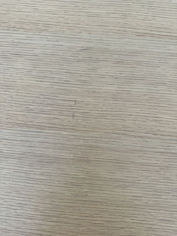 Mesa de sala de jantar em madeira (10 lugares)