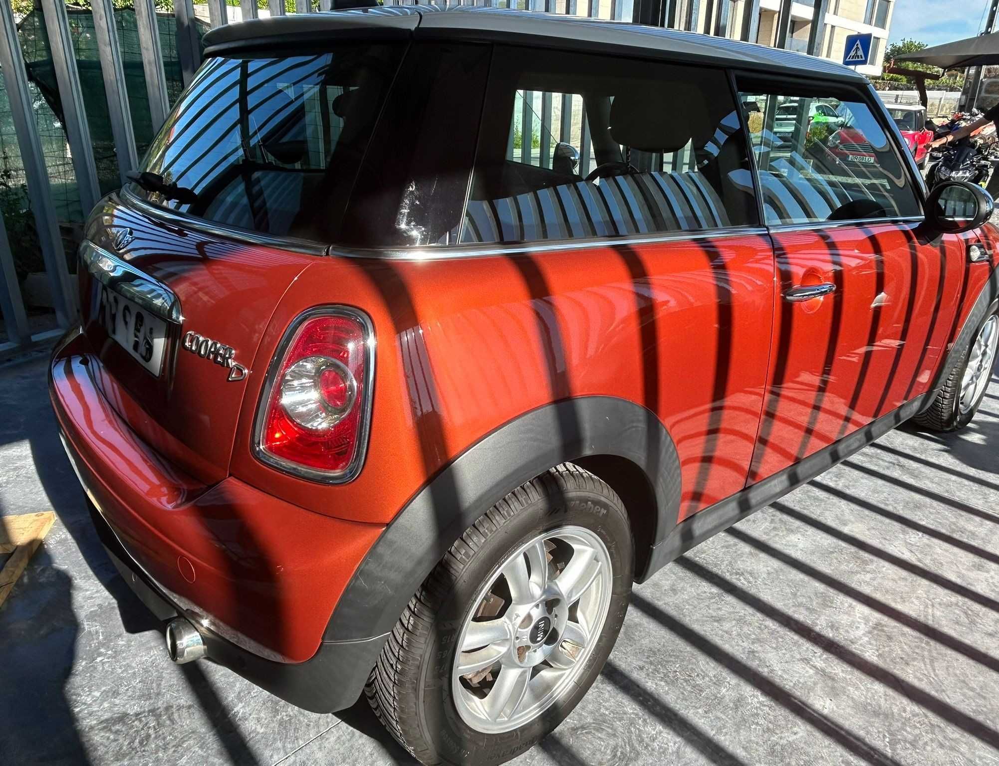 Mini Cooper D 1.6 110cv - 11