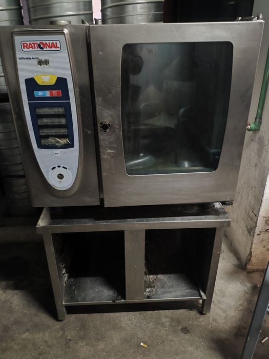 Fornos Rational para reparar ou peças