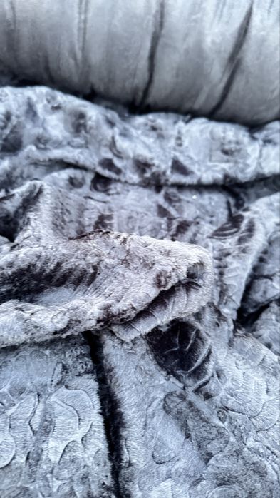 Ткань / опт / мех каракуль чёрный - от 3 м -80 грн/шт