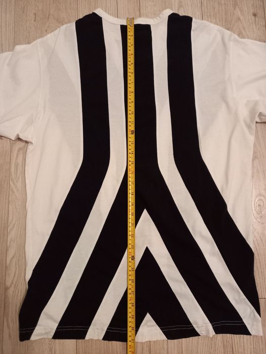 Продам футболку Y-3 Adidas