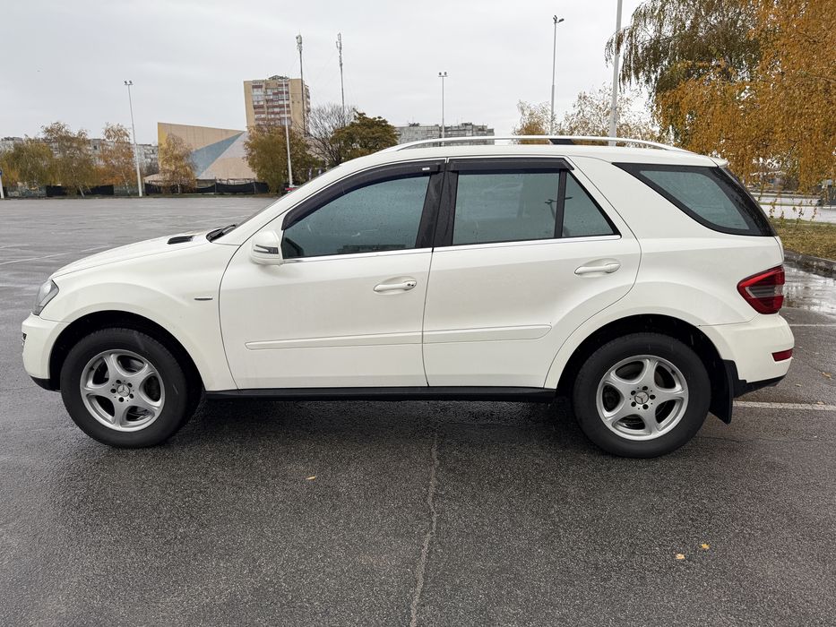 Mersedes Benz M Class 2011