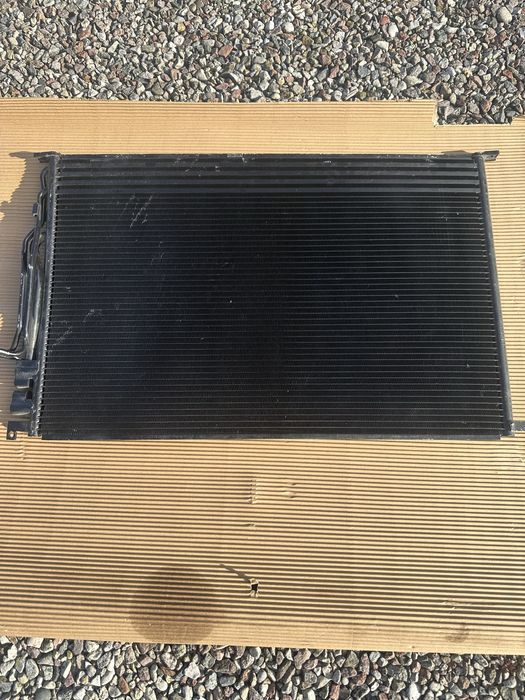 Chlodnica klimatyzacji audi a8 D3