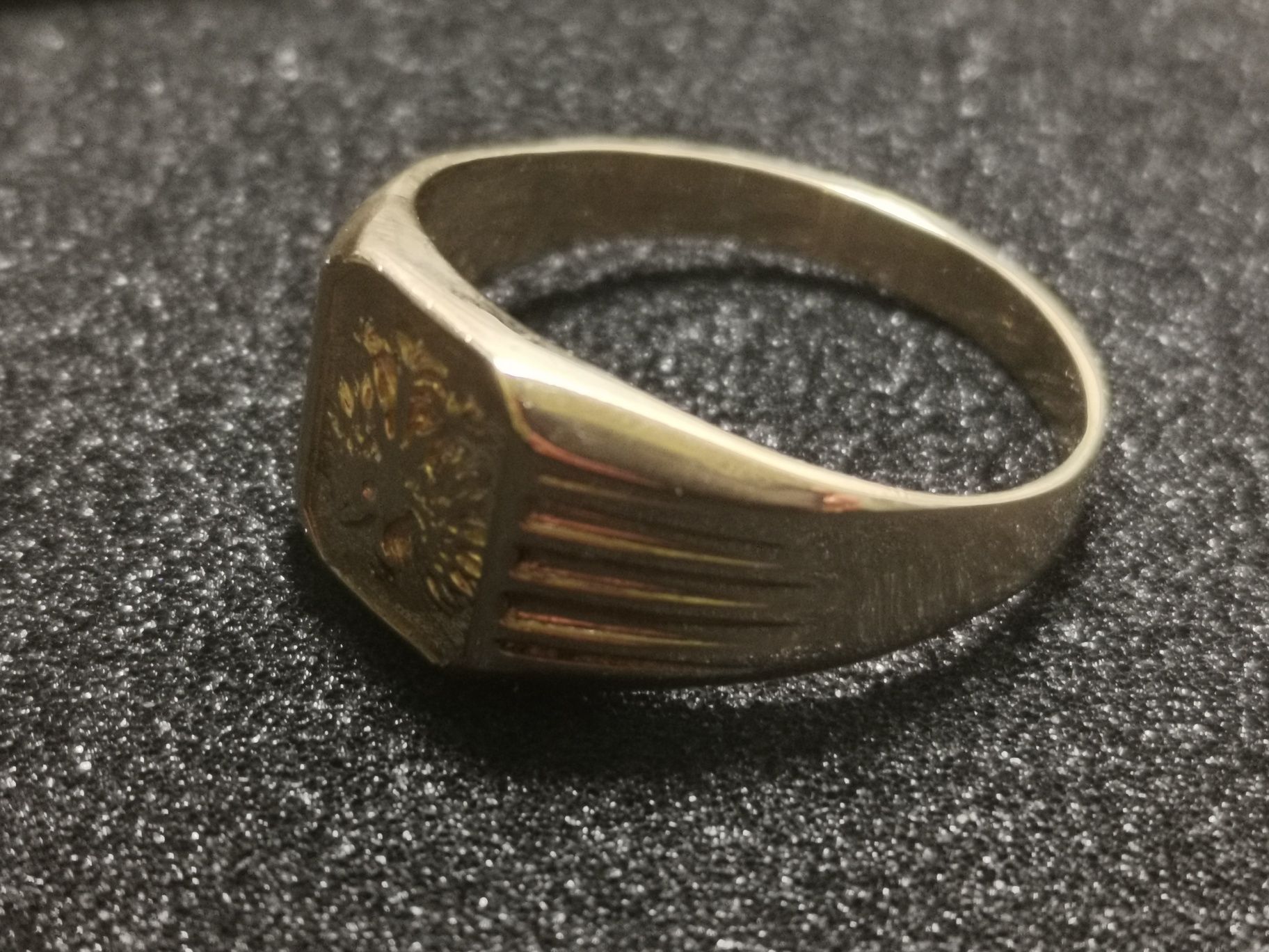 piękny polski sygnet patriotyczny, złoto 585, pierścień z orłem w koro
