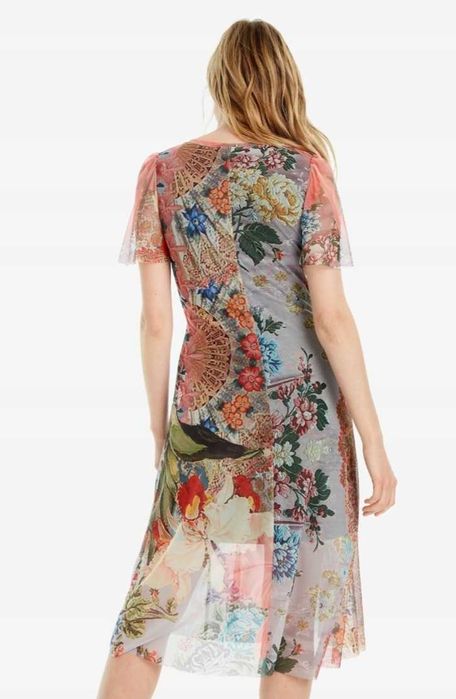 Wzorzysta sukienka DESIGUAL, rozm. 38.
