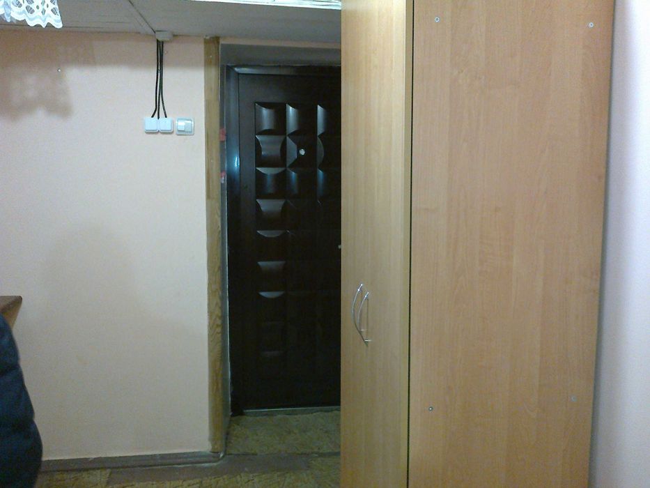 Кімната(квартира) 17м2 з БАЛКОНОМ!Всі зручності.+Стир.Машина. Кирп.Дом