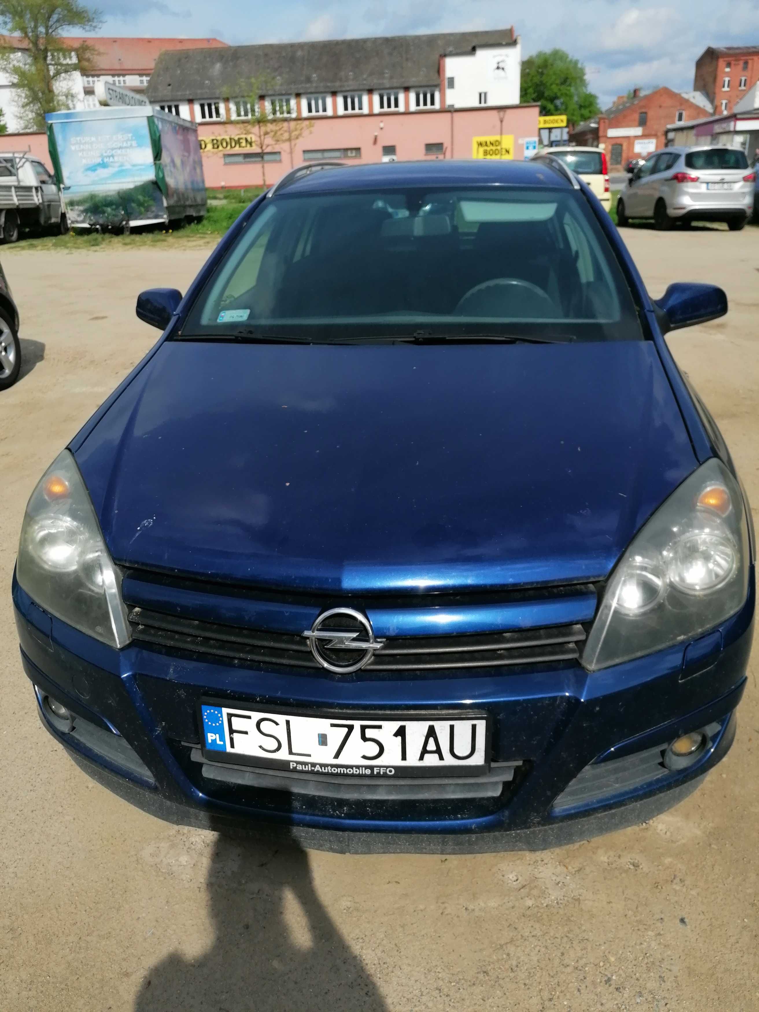 Opel Astra 1,6 benzyna 2004 r.