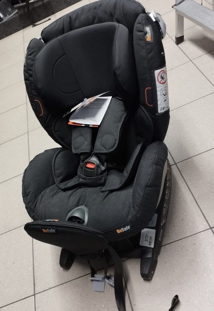 Be safe izi combi x4 fotelik nowu 0-18kg isofix tylem RWF