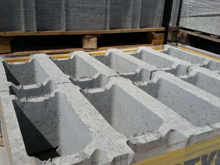 Pustak betonowy szalunkowy  Fundamentowy - Tarnobrzeg