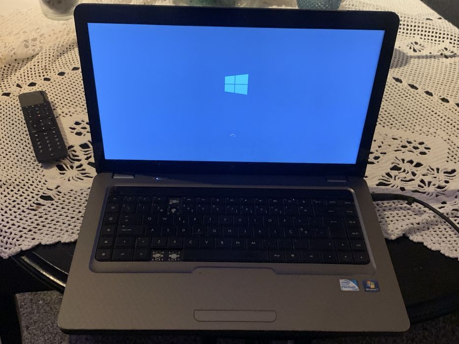 Notbook HP (retirada Parede)