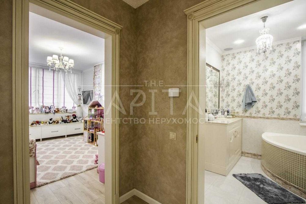 Продажа 3к квартиры,  ул Владимира Наумовича, Академгородок, Святошино