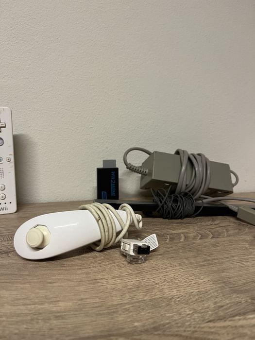 Nintedo Wii desbloqueda com comando , numchunk ,hdmi e disco 320gb