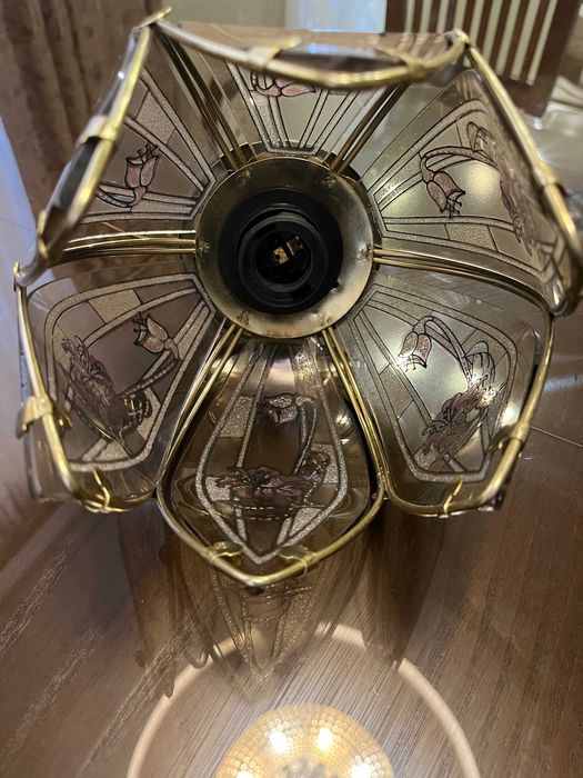 Продаю підвісний світильник-люстру