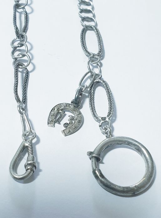 Antiga corrente de relógio de bolso em prata portuguesa contrastada