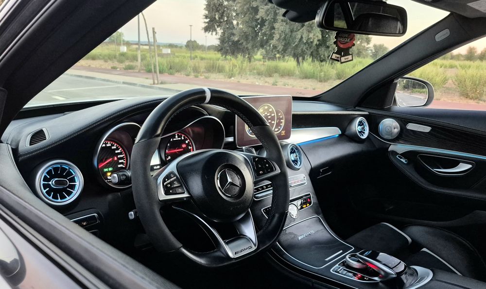 MERCEDES C63S AMG 510 CV V8 4.0 BI_TURBO 2018