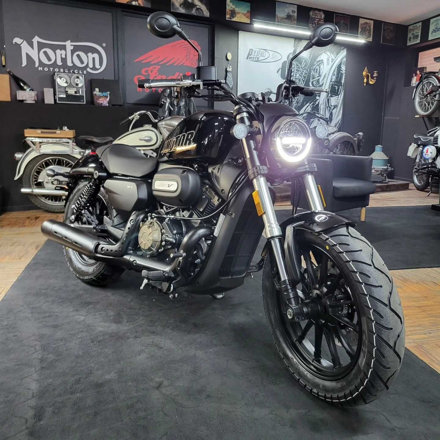 Qj Motor SRV 12 125c.c V-Twin