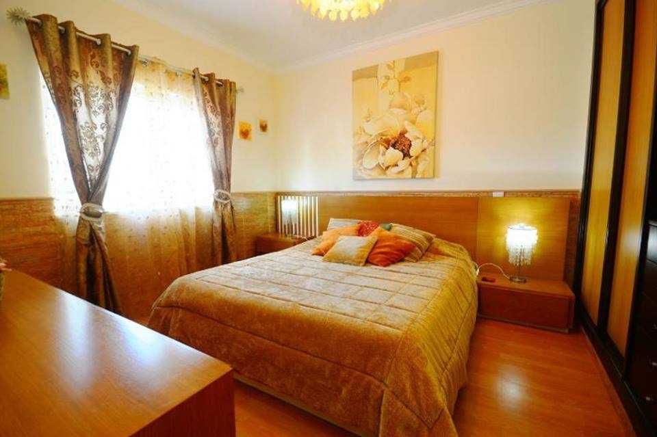 moradia c/piscina privada Armaçao pera/Algarve/550metro ditancia praia