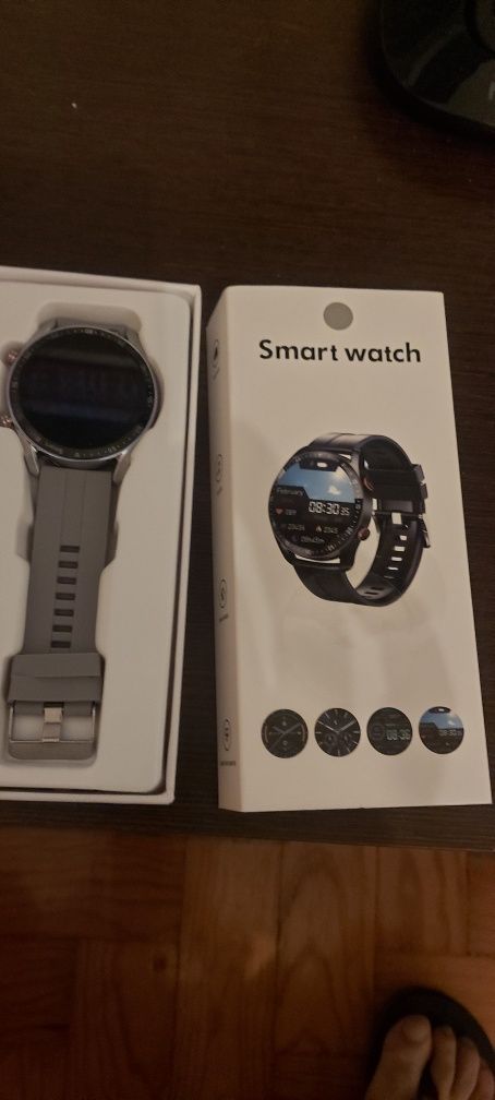 Smart watch novo em caixa