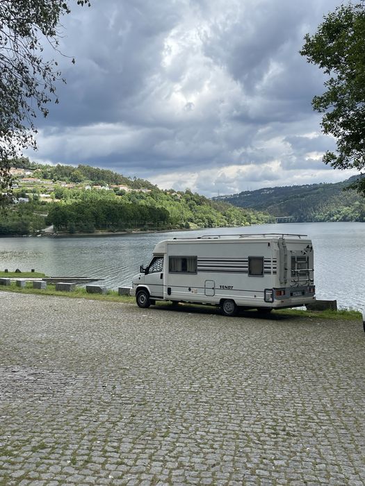 Autocaravana Fiat Ducato 2.5D (baixa de preço esta semana)